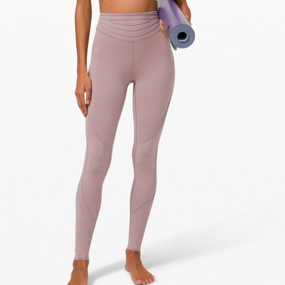 Lululemon Get in Line Leggings - Picture 1 of 7